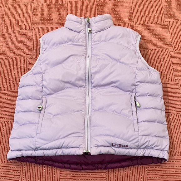 Women’s small L.L.Bean reversible Purple Quilted Puffer Vest - Picture 13 of 15